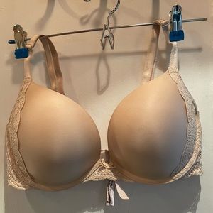Victoria Secret- 2 Bra Bundle (36D)